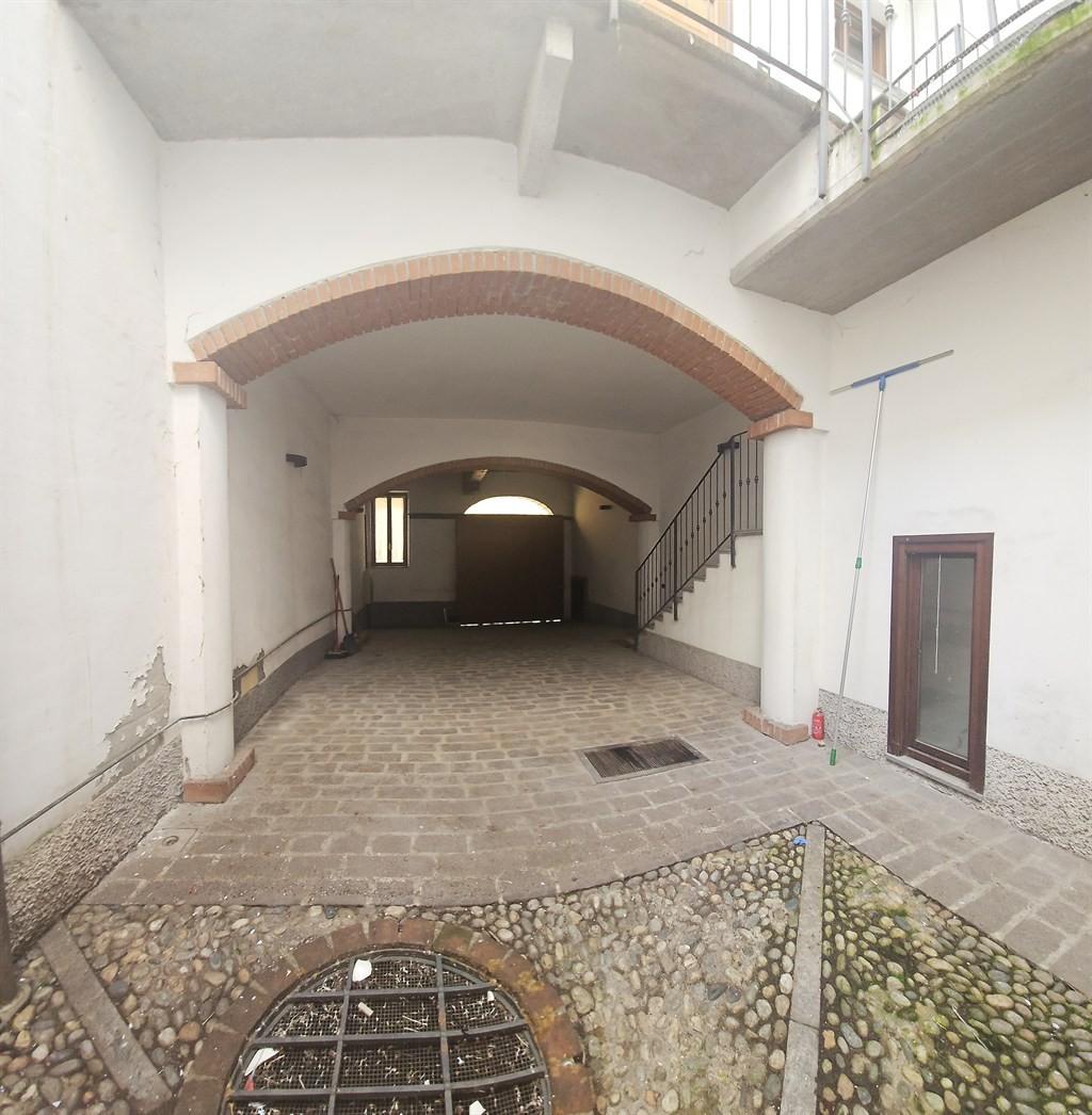 Casa indipendente in Via Alfeno Varo 13, Cremona