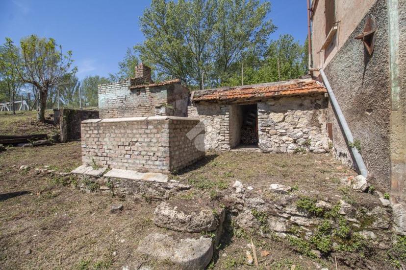 Rustico in Via Sorgenti del Peschiera, Castel Sant'Angelo — foto 5 di 5