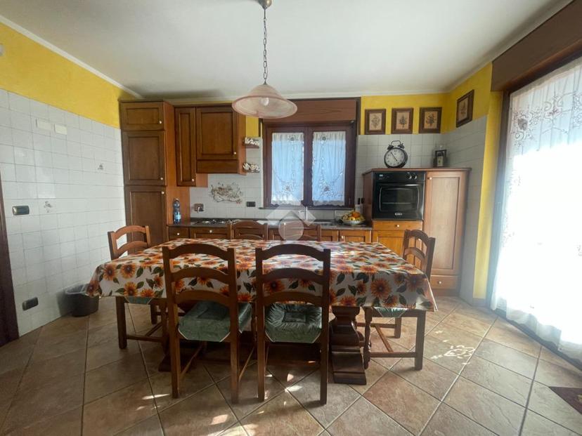 Villa in Via Str. Ruale, San Giusto Canavese — foto 2 di 5