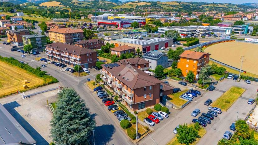 Trilocale in Via Gazzotti a. 31, Fiorano Modenese — foto 3 di 5
