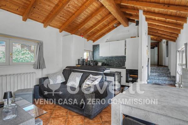 Trilocale in Via Alessandro Manzoni 183, Garlate — foto 2 di 5