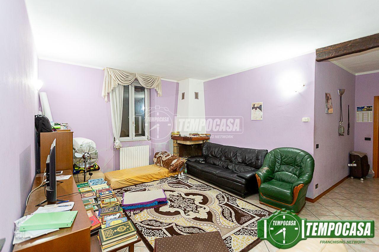 Trilocale in Via Battista Mottini 41, Romano di Lombardia