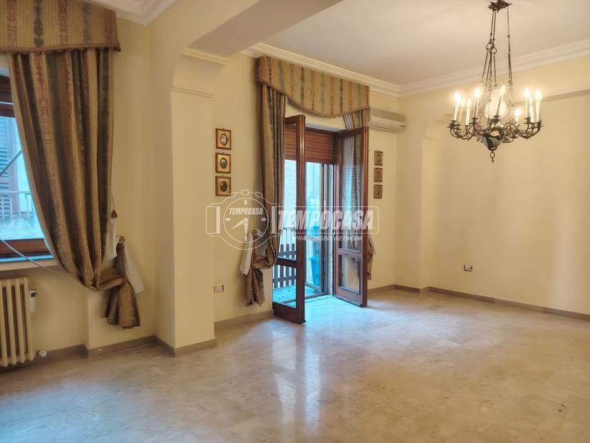 Quadrilocale in Viale Giacomo Matteotti 80, Vibo Valentia — foto 3 di 5
