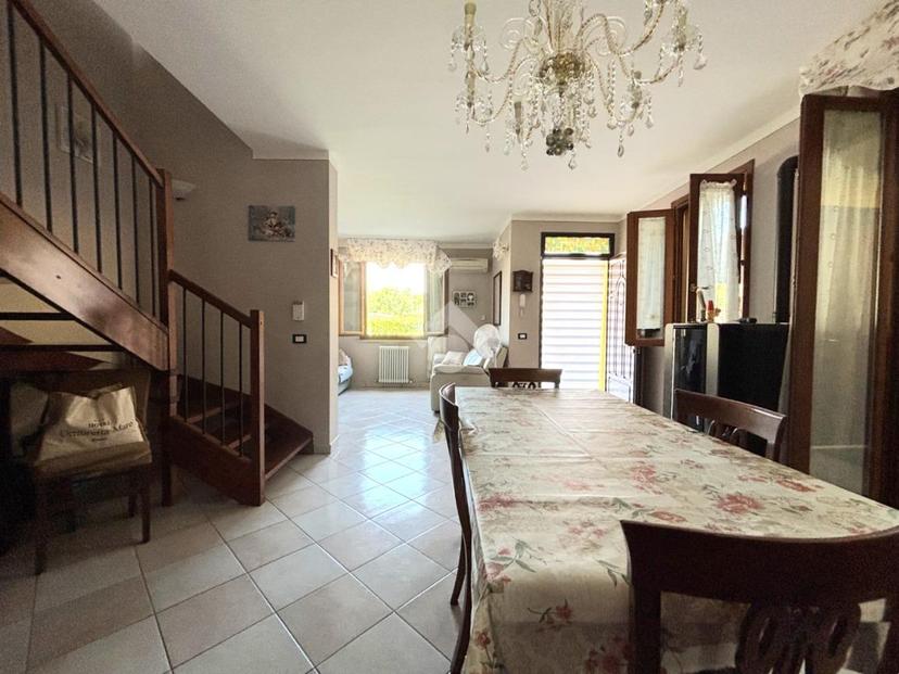 Villa a schiera in Via Federico Fellini 19, Pegognaga — foto 5 di 5