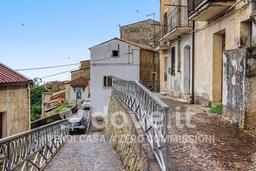 Quadrilocale in Via del Popolo 1181, Gizzeria