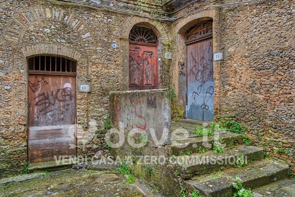Terratetto unifamiliare in Via Pacino Carlo 24, Girifalco — foto 3 di 5