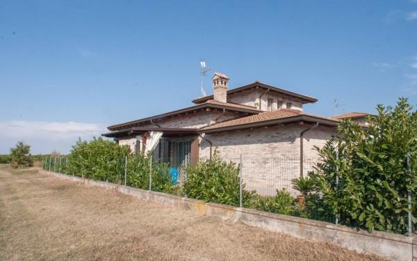 Villa in Via Case Nuove, Castelfranco Emilia