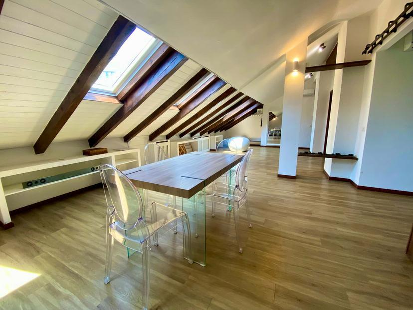 Appartamento in Via Curio Dentato 1, Milano