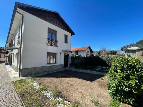 Villa a schiera in Via Camillo Benso di Cavour 50, Nerviano