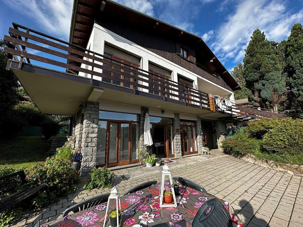 Villa unifamiliare in Via Tenente Rigamonti 32, Centro Valle Intelvi