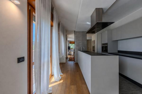 Villa bifamiliare in Via Silvio Bonomelli 53, Iseo — foto 3 di 5