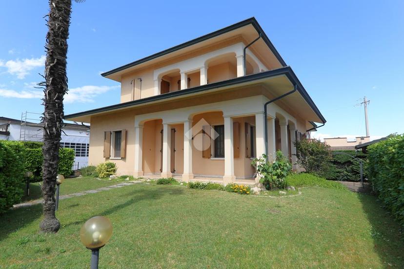 Villa in Via Unione Europea 22, Marmirolo — foto 5 di 5