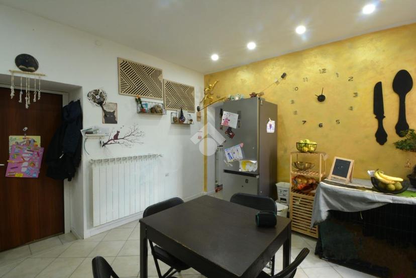 Trilocale in Vicolo Trento 13, Capriate San Gervasio — foto 3 di 5