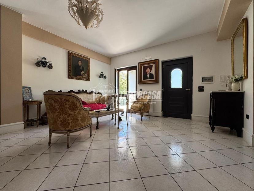 Villa a schiera in Via Aldo Moro, Monteforte Irpino — foto 4 di 5