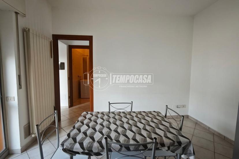 Bilocale in Via Dante, Caronno Pertusella — foto 2 di 5