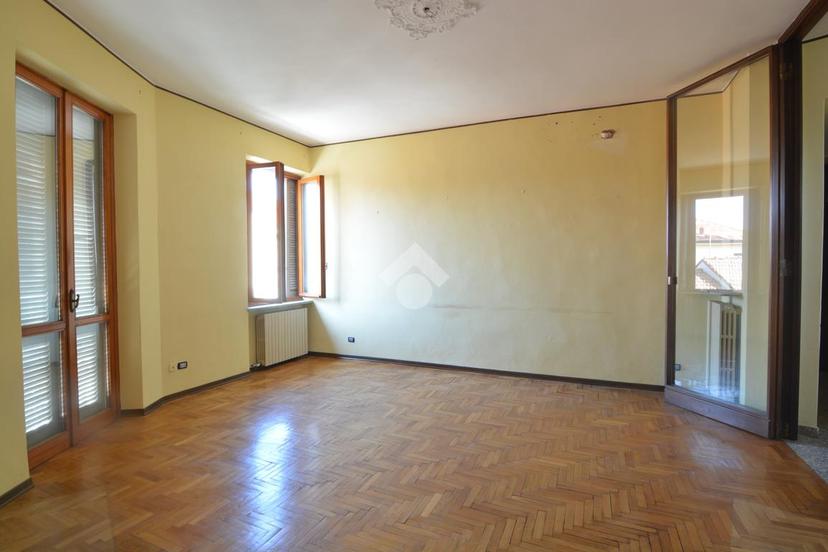 Trilocale in Via Alessandro Manzoni 1, Bernareggio — foto 3 di 5
