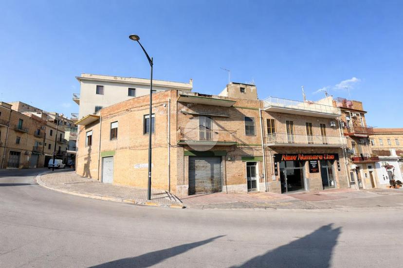 Casa indipendente in Via Porta Croce 101, Lucera — foto 2 di 5