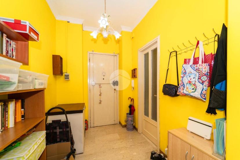 Trilocale in Via Emilio Bongiovanni 24, Torino