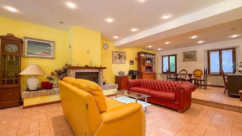 Villa in Via Nazionale Adriatica 29, Misano Adriatico — foto 4 di 5
