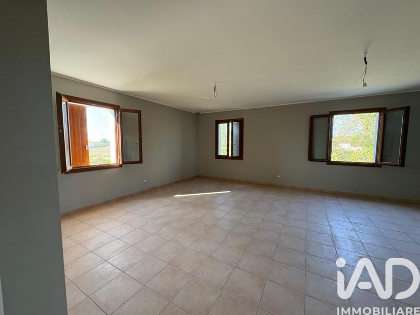 Casa indipendente in Via I Maggio, San Felice sul Panaro