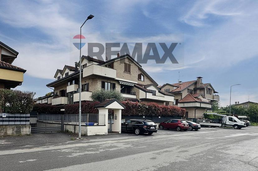 Bilocale in Via Po 139, Meda — foto 2 di 5