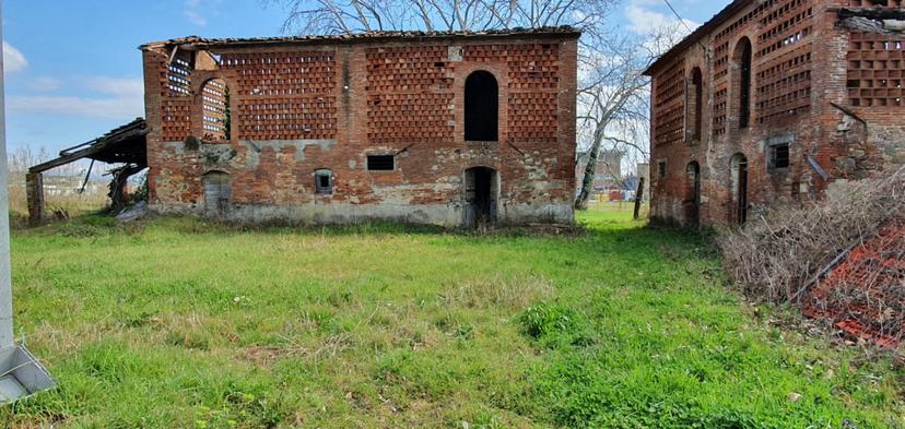Cascina in a Sbarra 45, Porcari — foto 3 di 5