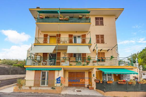 Bilocale in Strada San Giusto 16, Sanremo