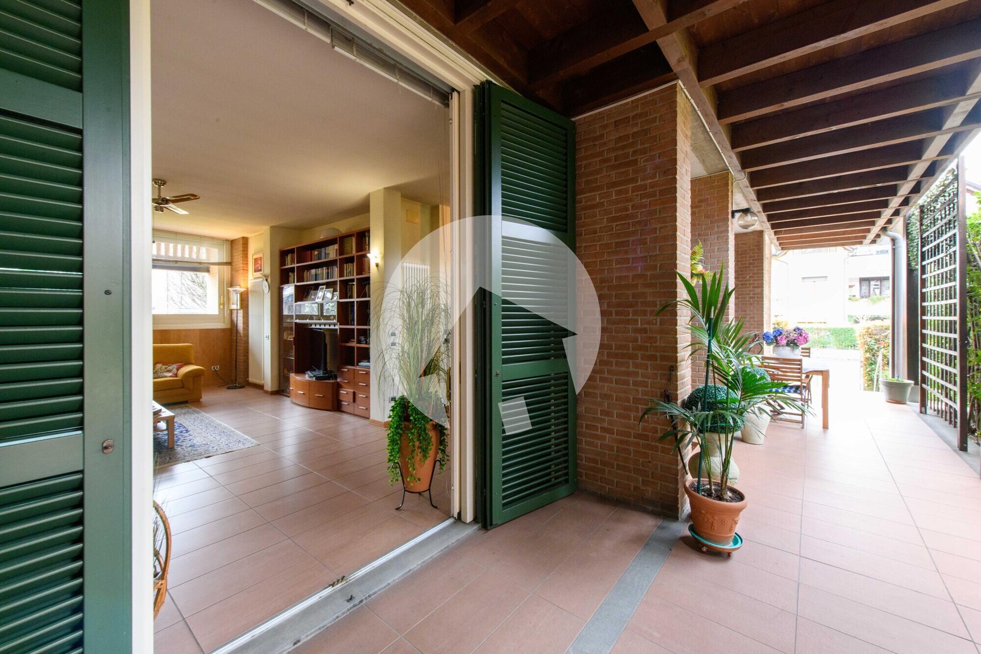 Villa unifamiliare, Reggio nell'Emilia