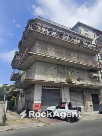 Quadrilocale in Via Madamalena, Gioiosa Ionica