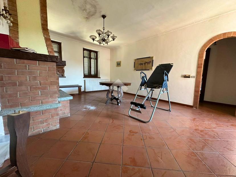 Casa indipendente in Via Edmondo De Amicis 86, Santhià — foto 2 di 5