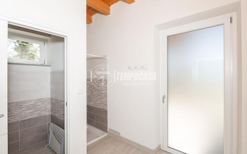 Cascina in Via Cuneo, Fossano — foto 2 di 5