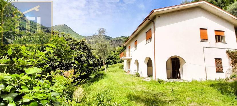 Villa in Via Montemaggio 1, Cassino — foto 4 di 5