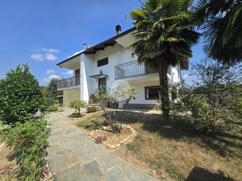 Villa in Via Malone Vecchio 11, Lombardore — foto 2 di 5