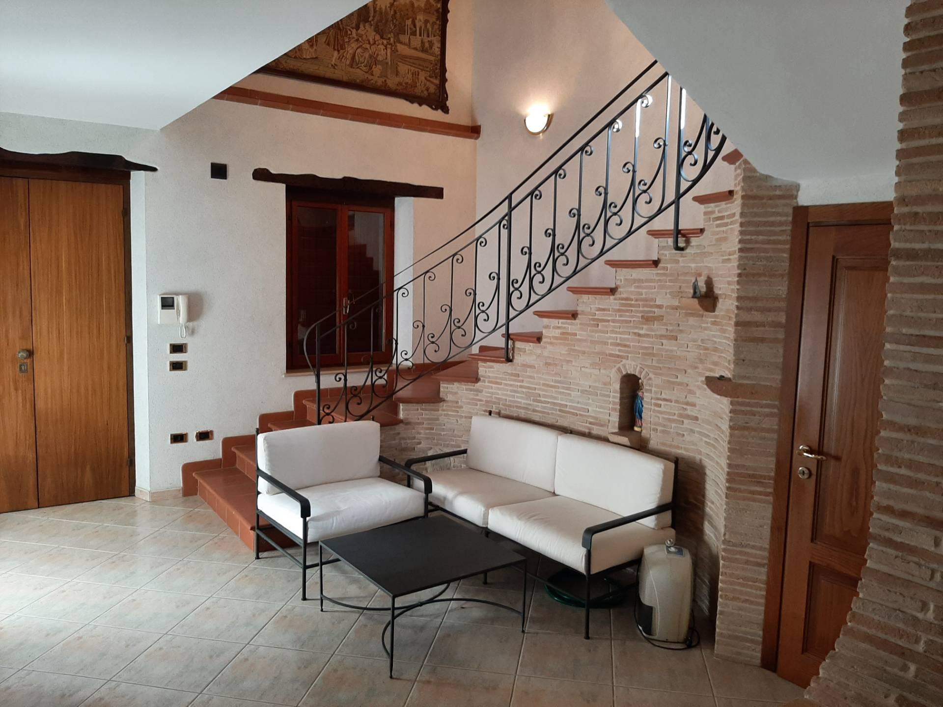 Casa indipendente in Carignano, Fano
