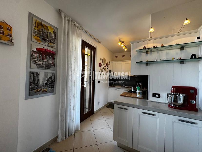 Trilocale in Via Don Francesco Paolo Antonelli 25, Miglianico — foto 4 di 5