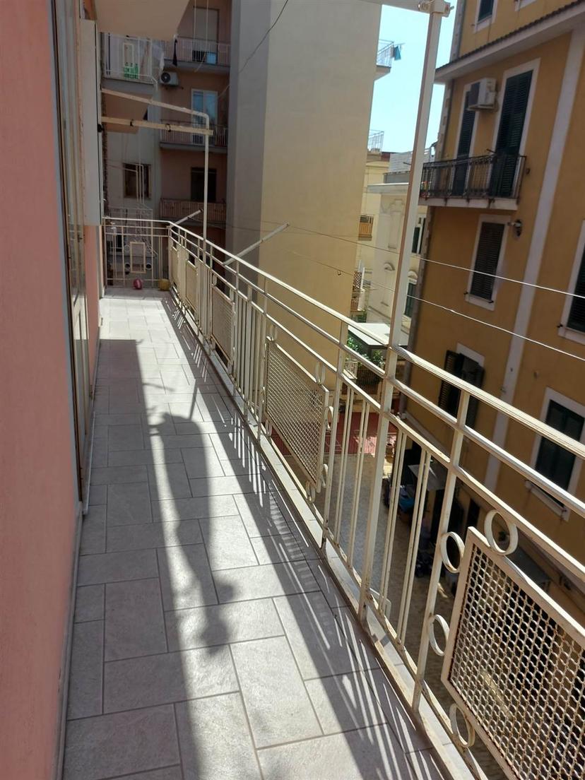 Appartamento in Via Vernieri, Salerno