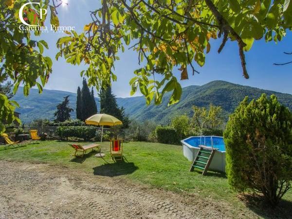 Villa in Frazione Vicorati Snc, Dicomano — foto 2 di 5
