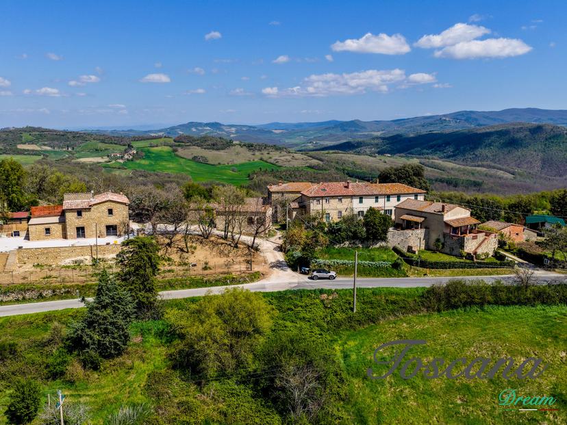 Rustico in Località Paganina  Snc, Castelnuovo di Val di Cecina — foto 2 di 5