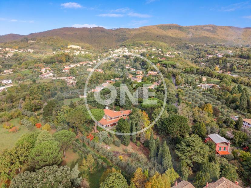 Villa unifamiliare in Via di Colle Petrone 19, Velletri — foto 2 di 5