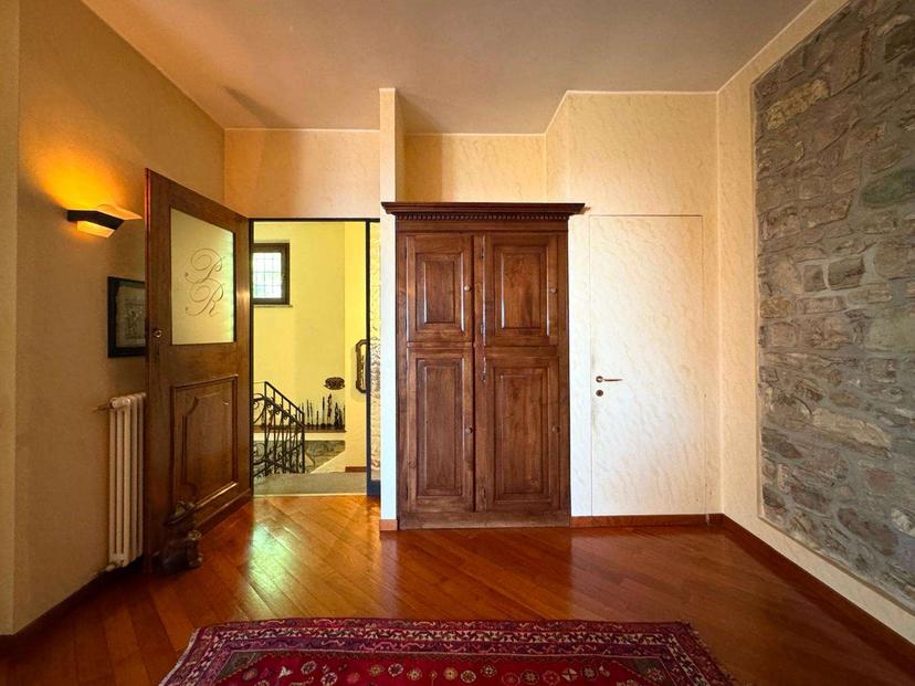 Villa bifamiliare in Via Partigiana 8, Albavilla
