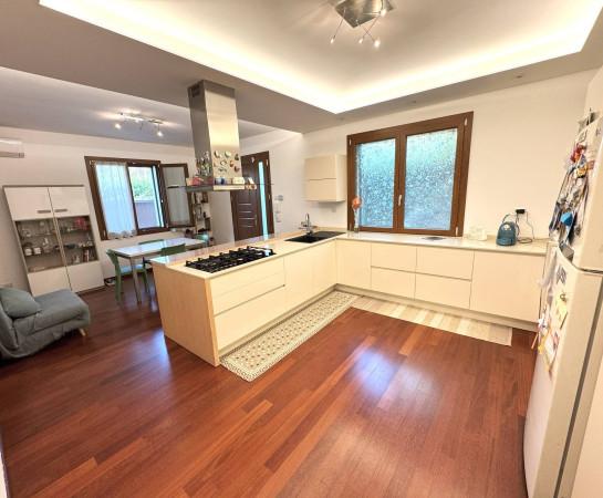 Villa, Riccione — foto 4 di 5