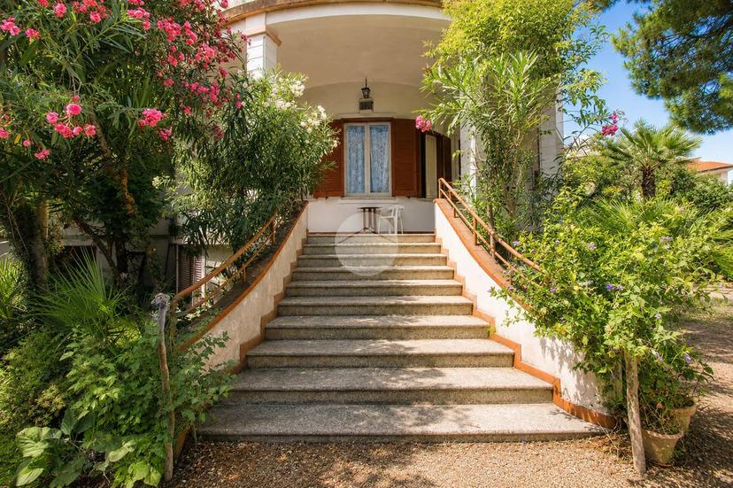 Villa in Via Nazionale 1, Roseto degli Abruzzi — foto 4 di 5