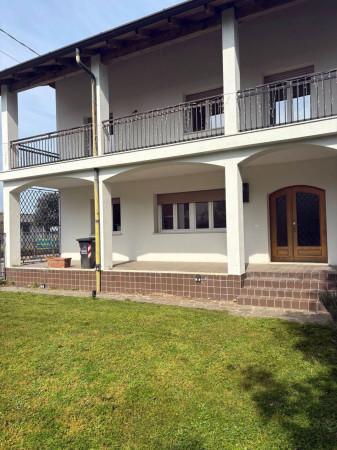 Villa a schiera in Via Santi Nazario E Celso, Torre Pallavicina — foto 4 di 5