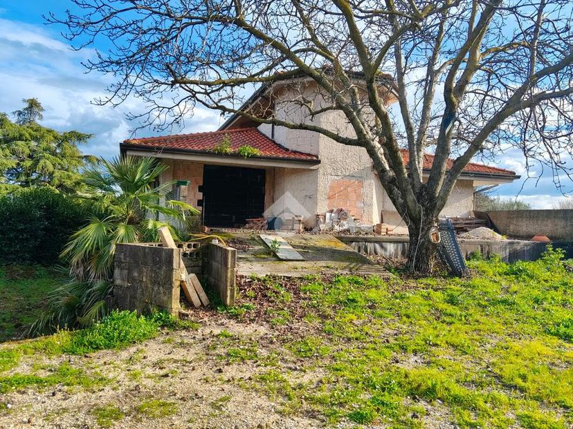Villa in Via Arcioni 2, Lariano — foto 2 di 5