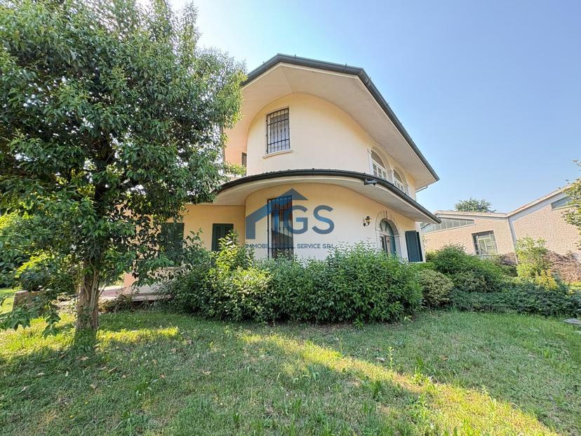 Villa in Via Santa Giulia 3, Travagliato — foto 3 di 5