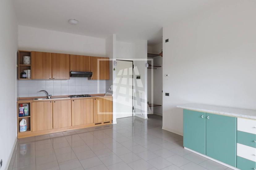 Bilocale in Via Rabbeno 8, Reggio nell'Emilia — foto 3 di 5