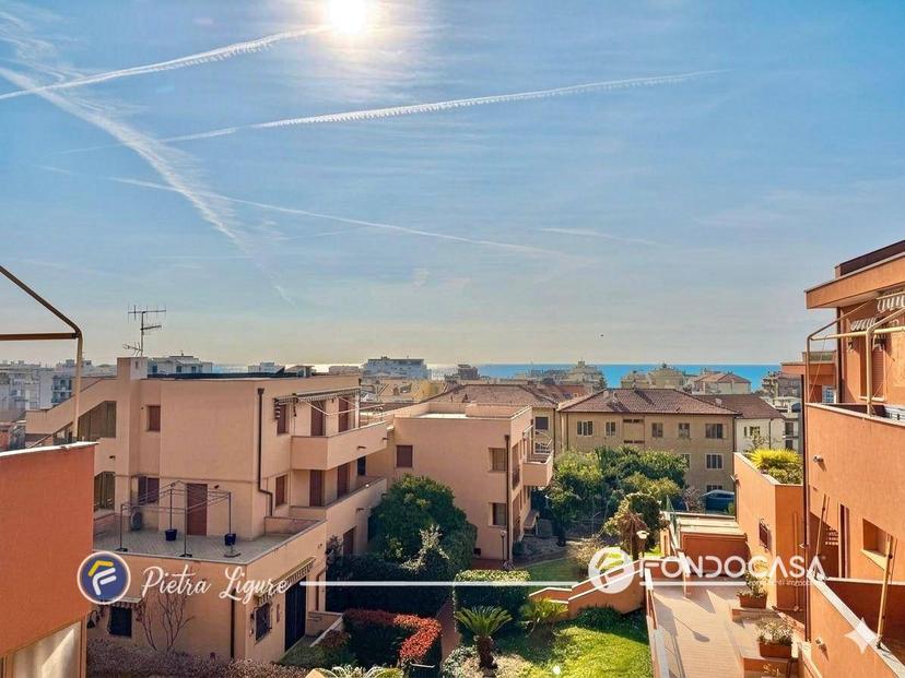 Attico in Via Padre Gaetano Alberti, Pietra Ligure — foto 2 di 5