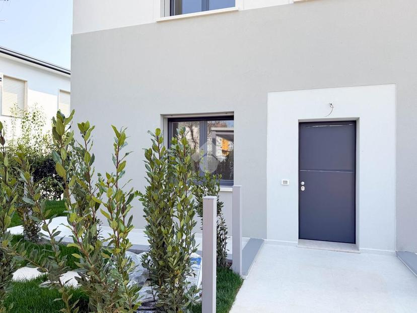 Villa in Via Piave, Padenghe sul Garda — foto 4 di 5