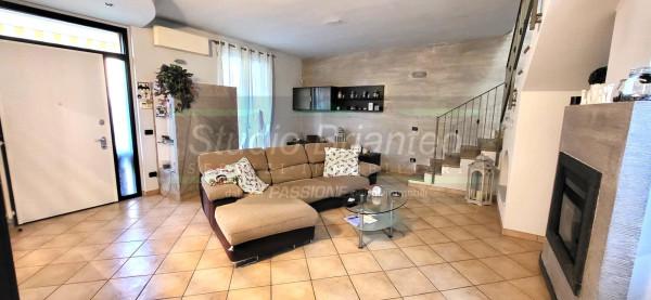 Terratetto unifamiliare in Via San Simpliciano, Carate Brianza — foto 2 di 5
