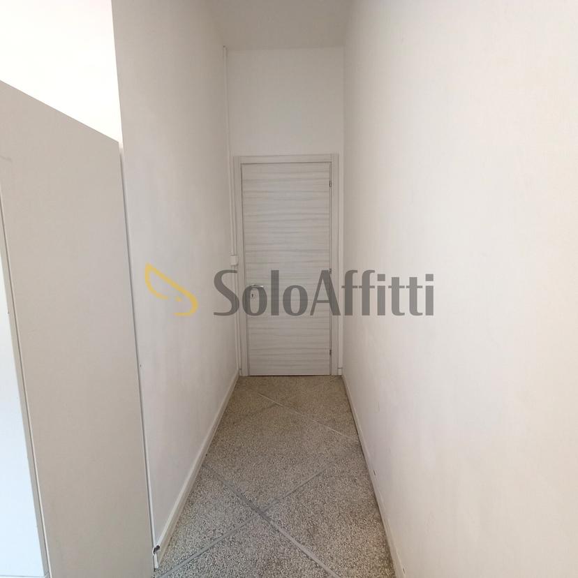 Stanza in appartamento in Via Guglielmo Marconi 2, Bologna